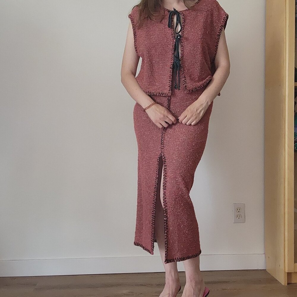 Melani Boucle Midi Skirt and Tie Front Tank Set